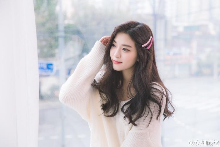 特朗普说“没人关心”爱泼斯坦，马斯克回怼：赶紧公布文件！ | 国际识局